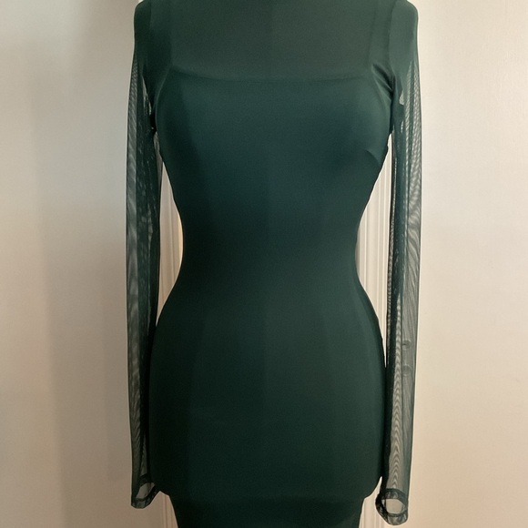 🌸 Mock Neck Mesh Midi Dress Hunter Green - Picture 3 of 6
